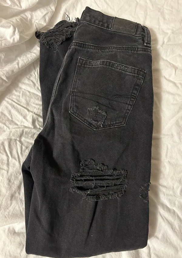 American Eagle Outfitters Moms Jeans - Image 2