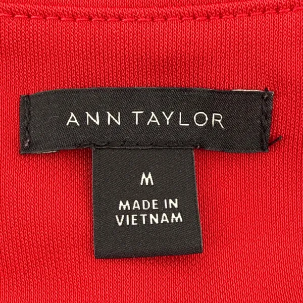 Ann Taylor Red V-Neck Long‎ Sleeve Blouse Covered Button Cuffs Size M 505154 - Image 5