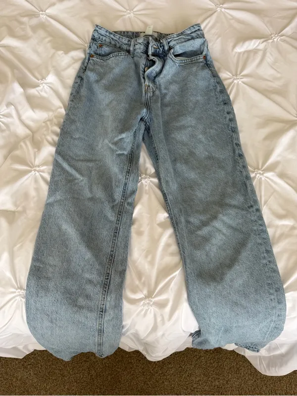 H&M Light Blue Straight-Leg Denim Jeans - Image 2
