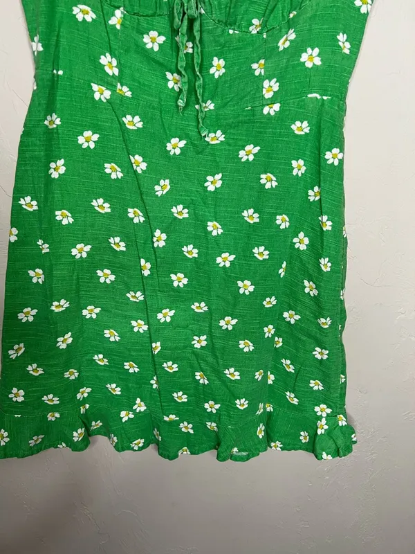 Urban Outfitters UO Magpie Off Shoulder Green Daisy‎ Mini Dress - Image 5