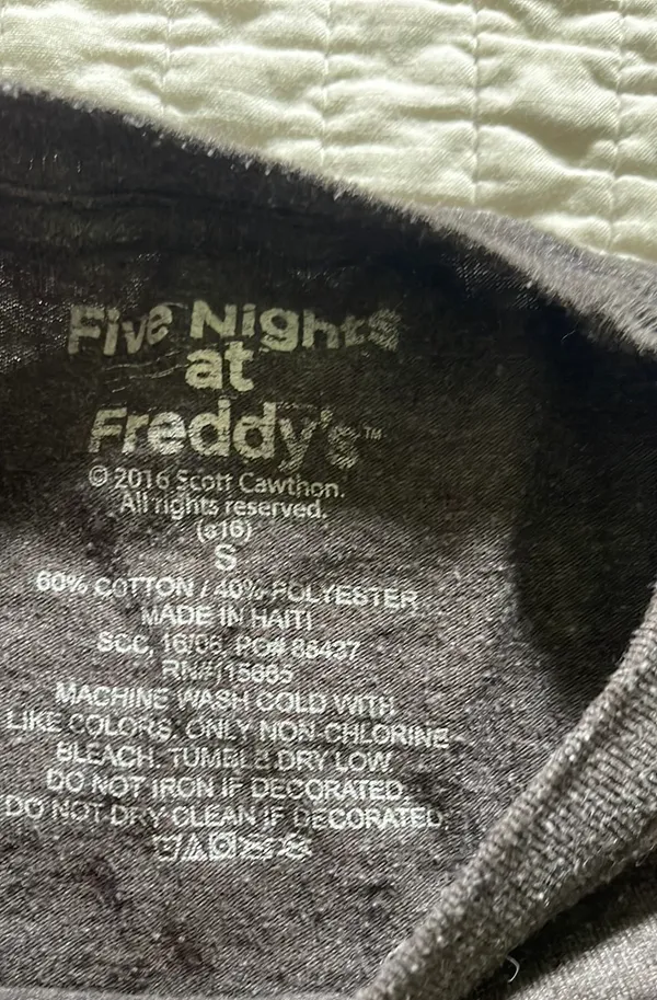 Five Nights At Freddy’s T-Shirt Size Small - Image 4