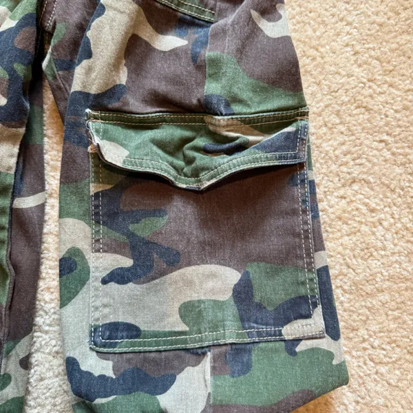 Forever 21 Casual Green Denim Camo Pants - Image 10
