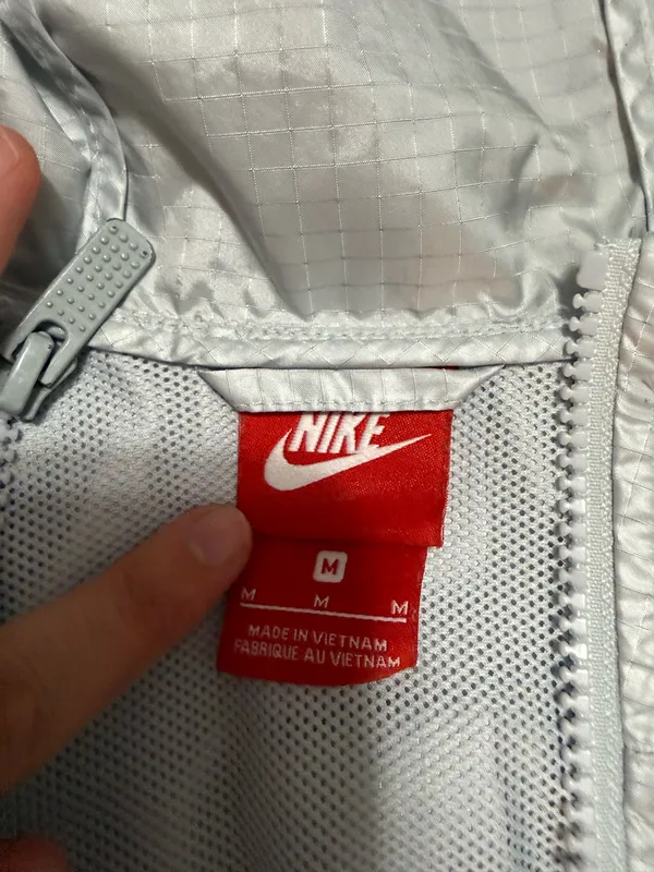 Nike Windbreaker Jacket - Image 3