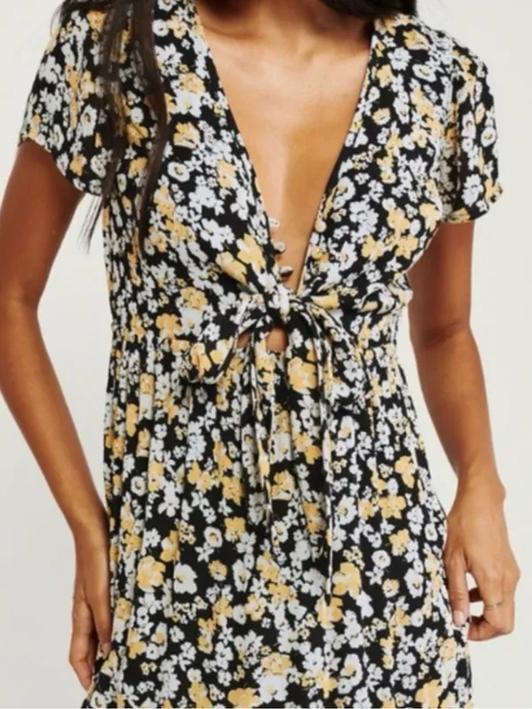 Abercrombie & Fitch Floral dress - Image 4