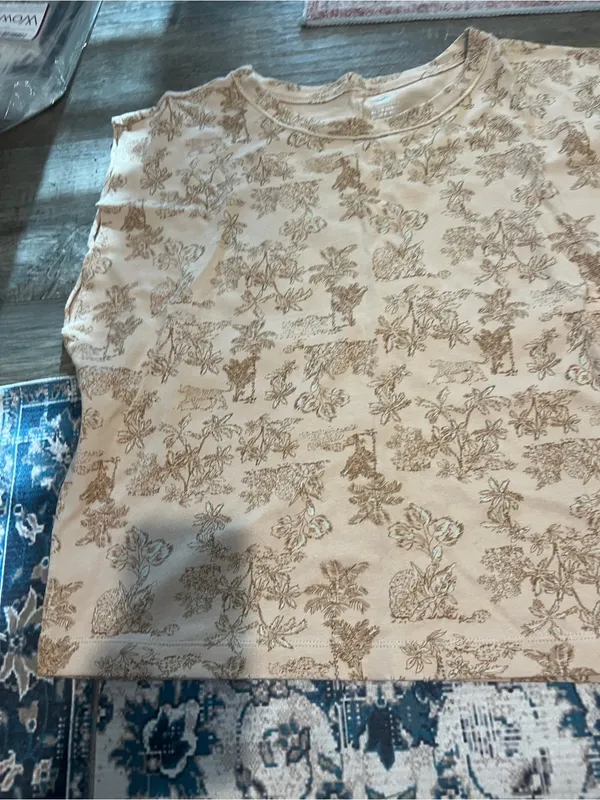 Aerie Women's Beige Floral leopard jungle Print Sleeveless Top - Image 6