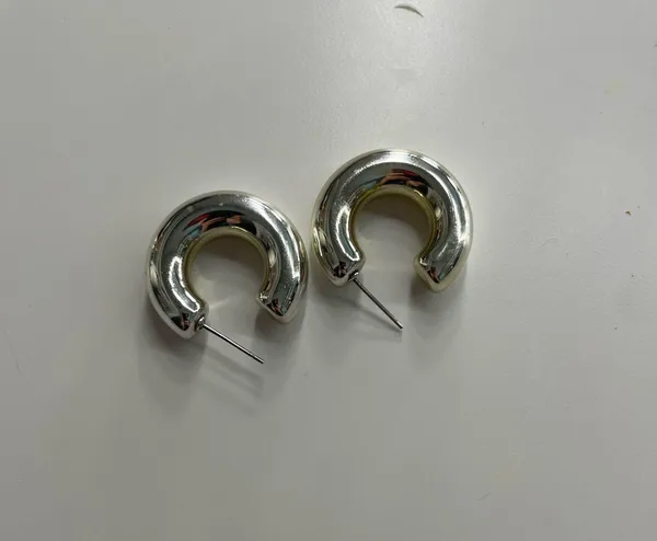 Pack of Gold Earringa - Image 2