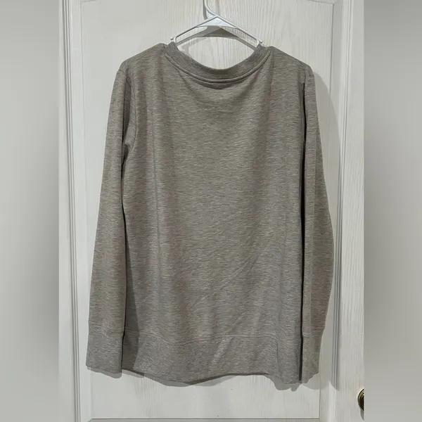 Final Price MPG Heather Gray Sweatshirt - Image 5