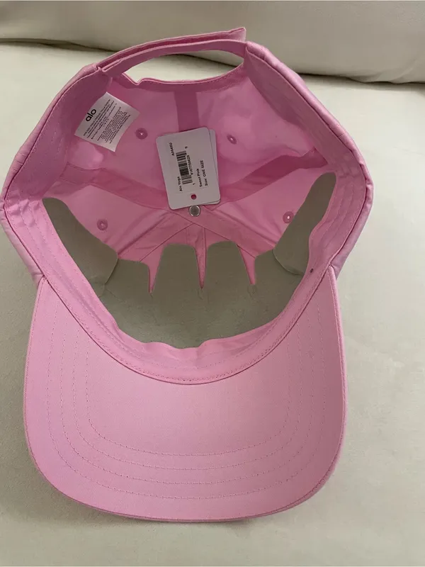 ALO Yoga NWT Off Duty Cap Hat Candy Heart Pink One Size Adjustable Back - Image 8
