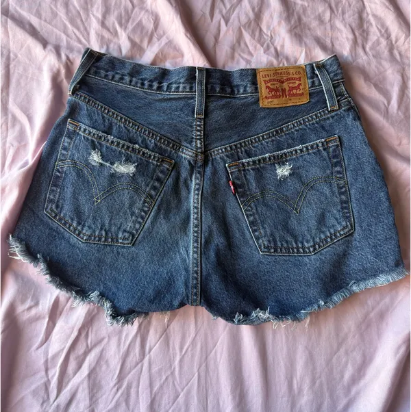 Levi’s 501 Shorts - Image 3