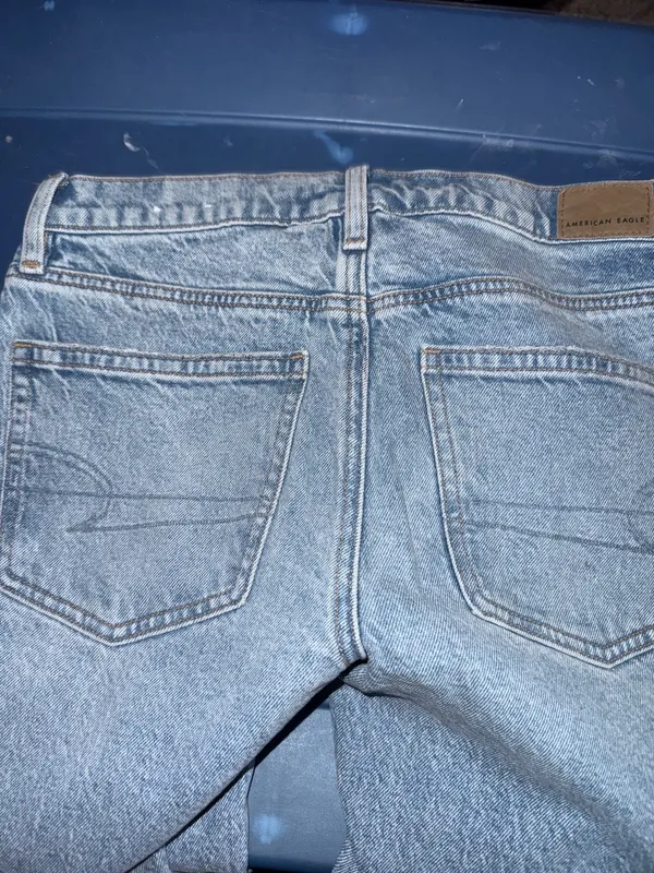 AE jeans barrel leg - Image 3