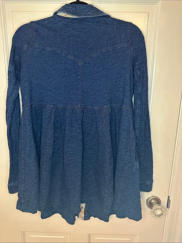 Free People Snap Front Denim Dress with Plaid accent size S EUC - Image 4