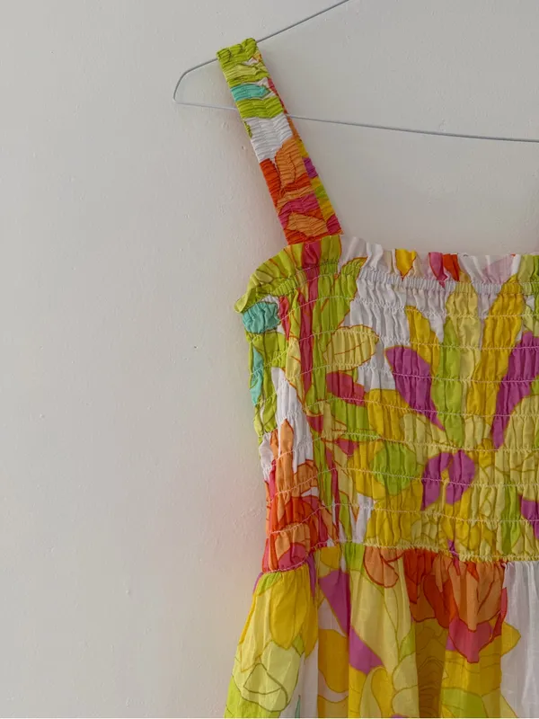 Seafolly Palm Springs Smocked Midi Dress in Lime Light Multi Floral Size Medium - Image 6