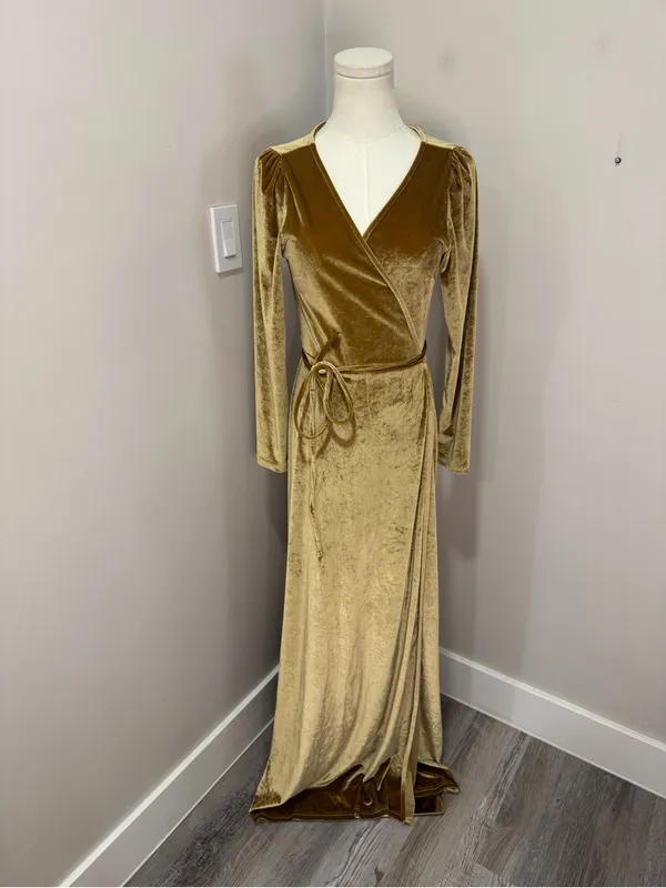 Baltic Born Sofia Velvet Wrap Maxi Dress Gold Long Sleeve V-Neck Medium - Image 2