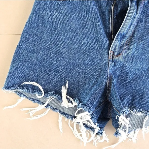 Zara High Rise Blue Raw Hem Shorts Size 6 - Image 3