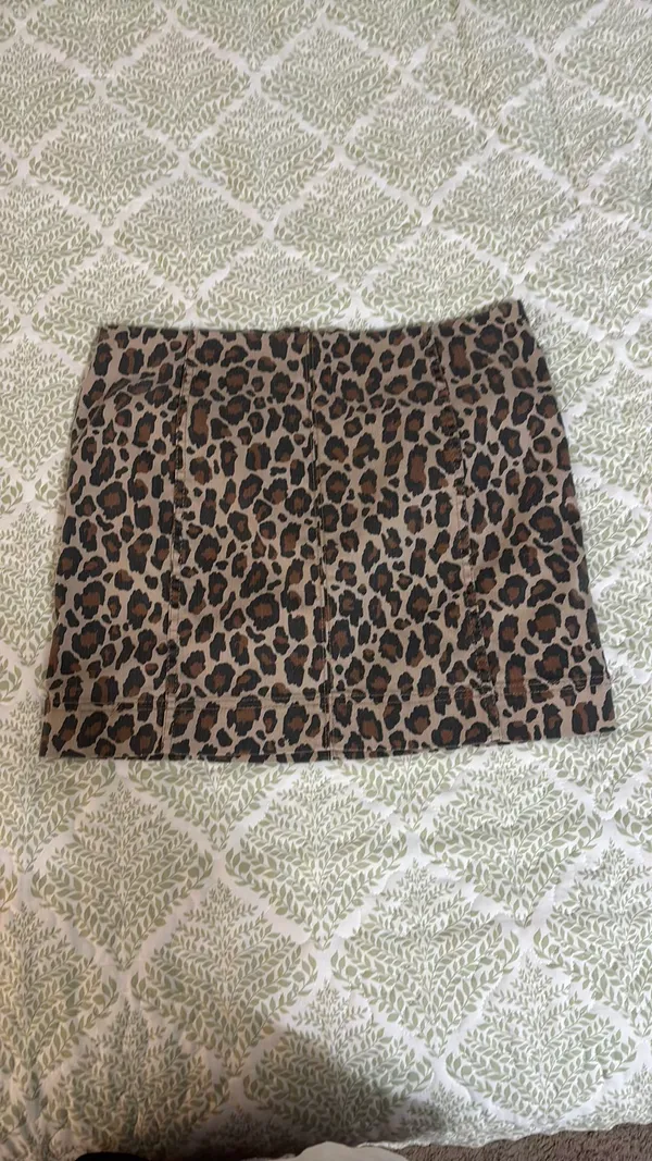 Cheetah Print Mini Skirt Jolt - Image 3