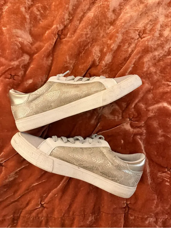 Vintage Havana Kate Gold Snakeskin with Glitter Neutral Lace Up Cssual Sneaker - Image 10
