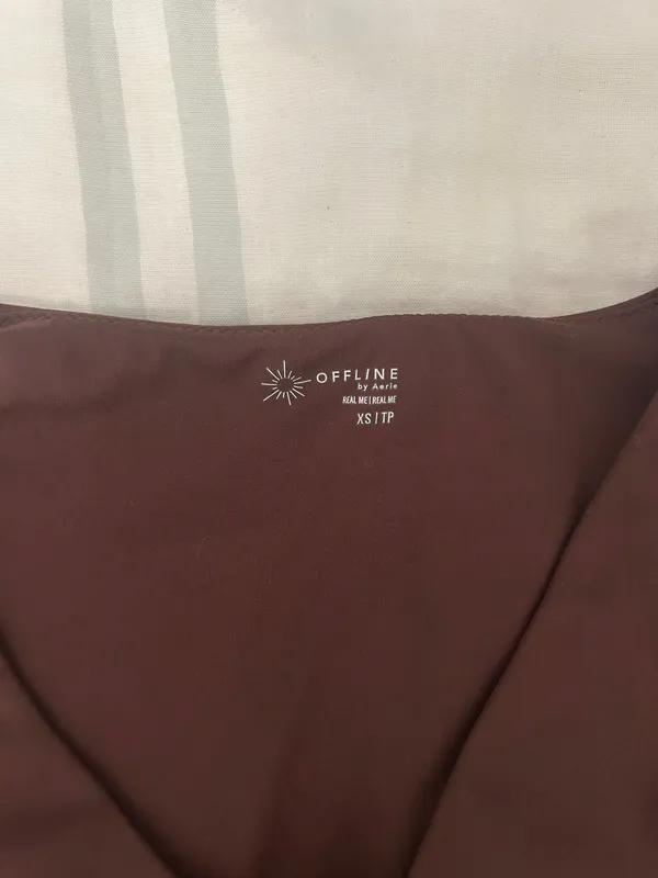 Aerie OFFLINE by Long Sleeve Cropped Top Seamless Brown - Image 3