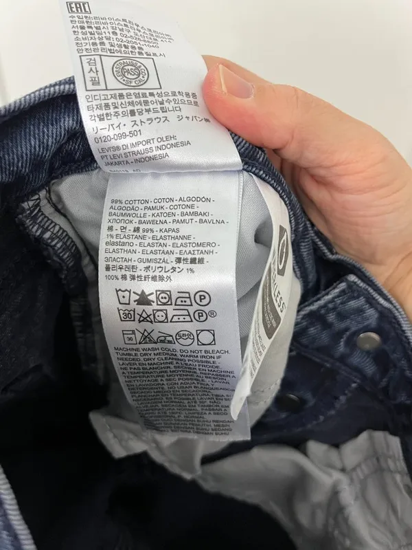 Levi's Size 28 Wedgie High Rise Ankle Jeans Dark Wash Raw Hem - Image 8