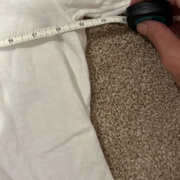 Harry styles T never worn - Image 2