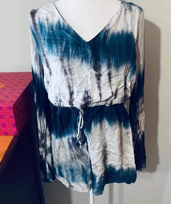 Pink Lily Boutique blue tie dye romper - Image 3