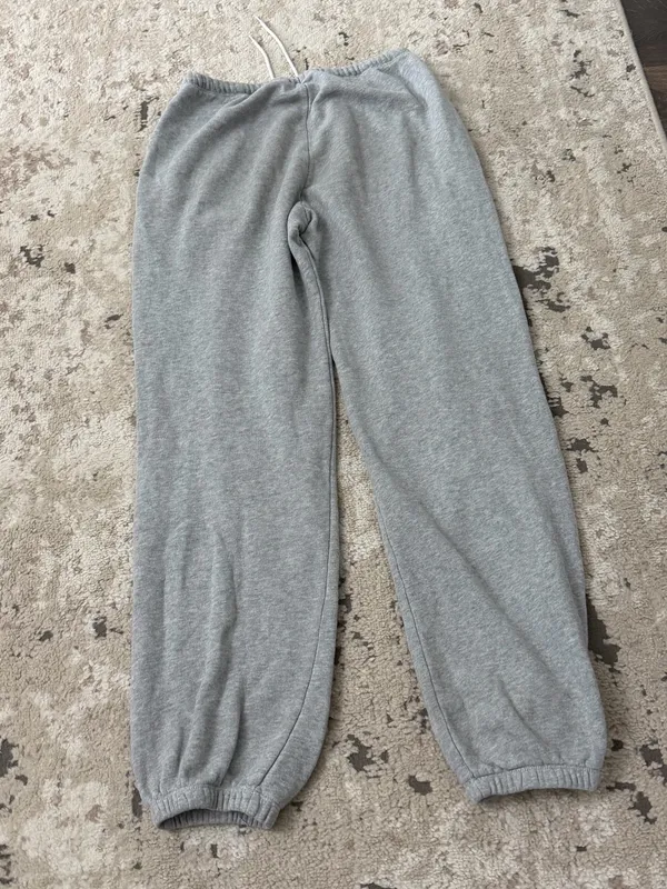 Brandy Melville Gray Sweatpant Joggers One Size - Image 2