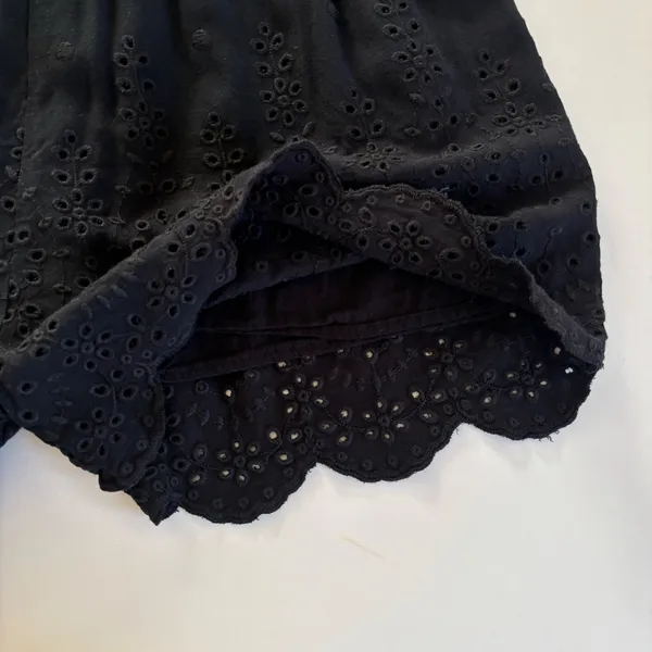 Abound Black Eyelet Pull-On Stretchy Shorts Women’s Large Summer Boho Floral - Image 5