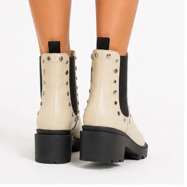 Time and Tru Womens Chelsea Boots Size 6 Winter White Studded Side Zip Comfort - Image 6