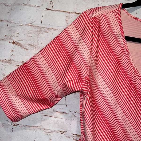 Columbia anytime casual striped tunic Omni wick large cinched sides V-neck pink - Image 3