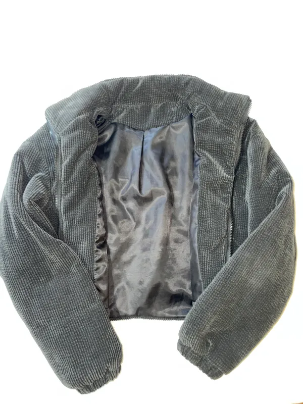 Cropped Black Puffer Jacket Size L - Image 3