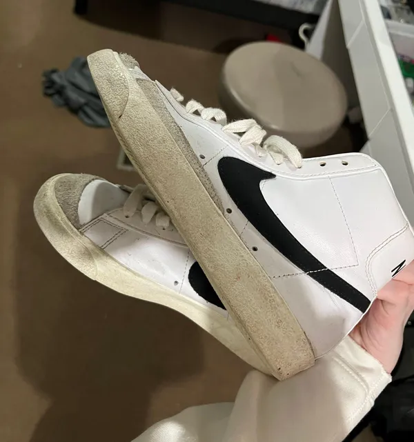 Nike Blazers - Image 3