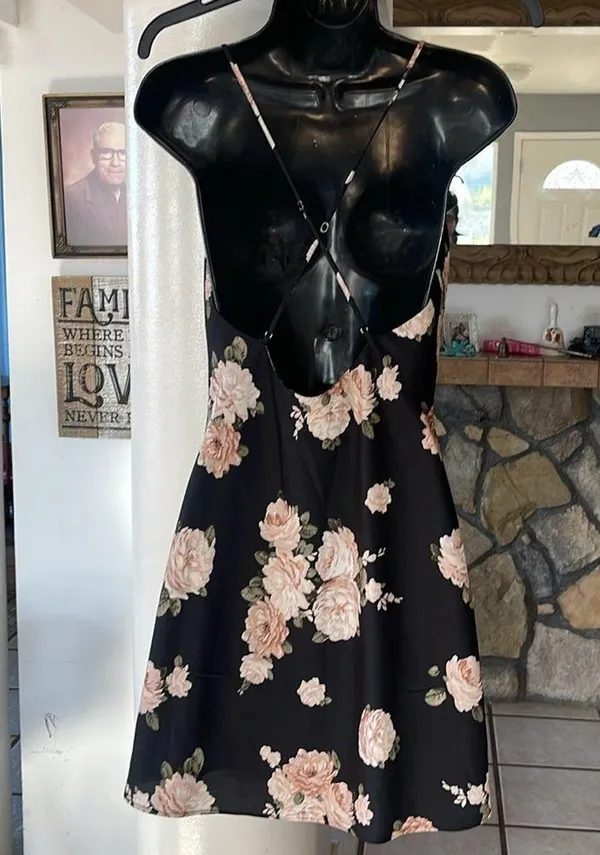 Abercrombie & Fitch black satin floral cowl neck satin slip dress size S - Image 4