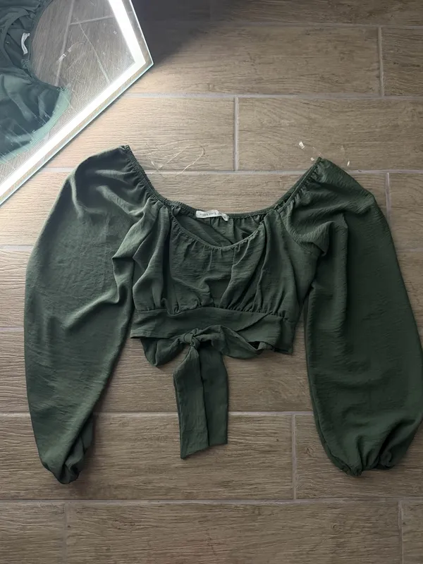 Altar'd State Green Cropped long sleeve Top - Image 3