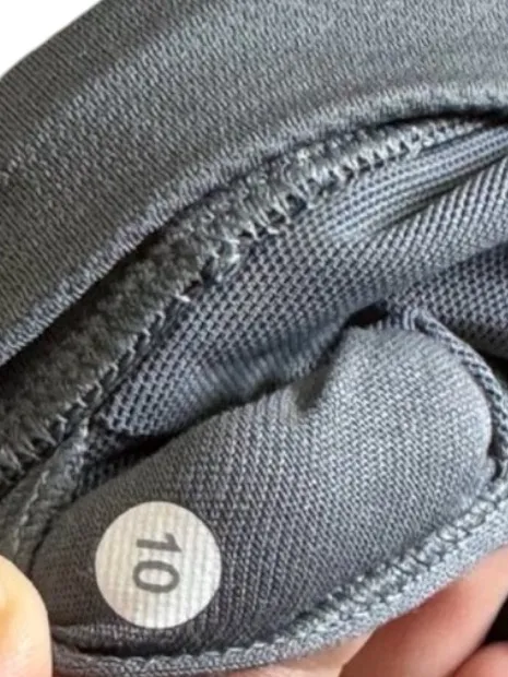 Lululemon Run Times Tank Top Built In Bra - Image 7