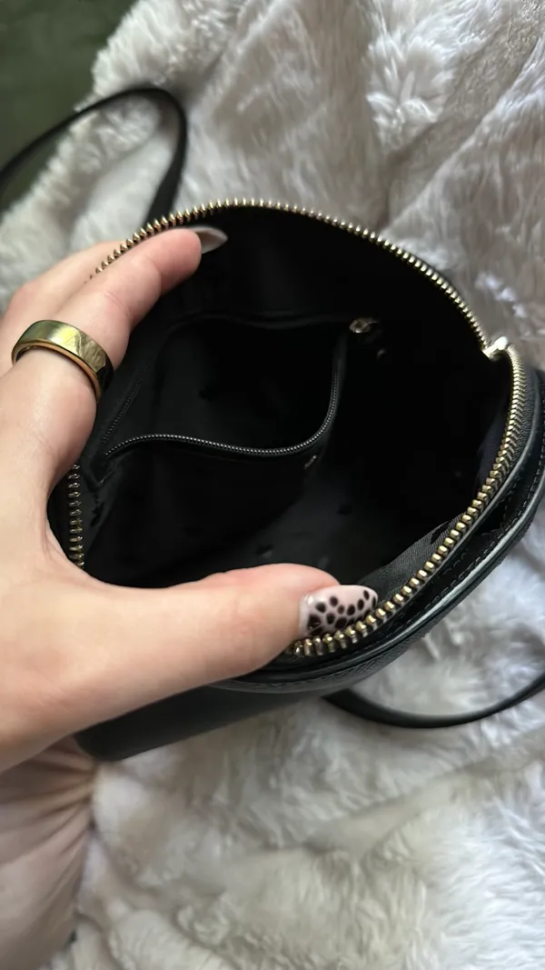 Crossbody - Image 3