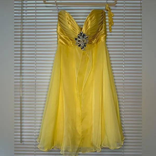 Sherri Hill Yellow Beaded Short Dress Size 8 - Image 4
