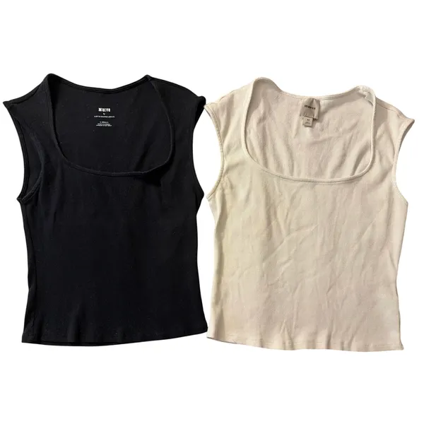 Pair of Maeve x Anthropologie Square Neck Tees in White and Black sz.XS - Image 4