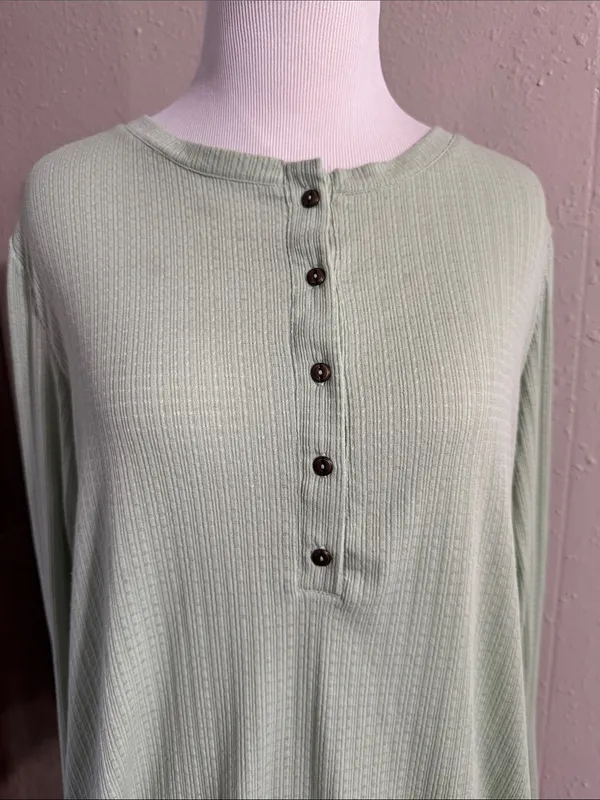 Women's Mint Green Long-Sleeve Henley Top - Image 2