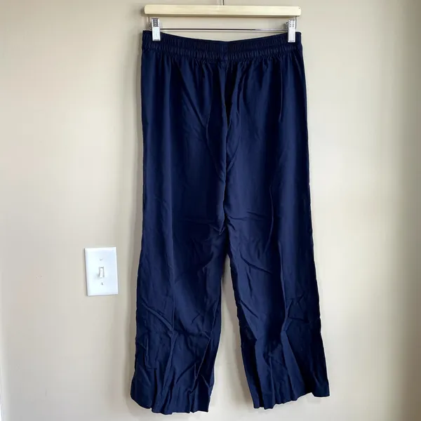 Old Navy flat front elastic waist pull‎ on wide leg pants women's M navy rayon - Image 5