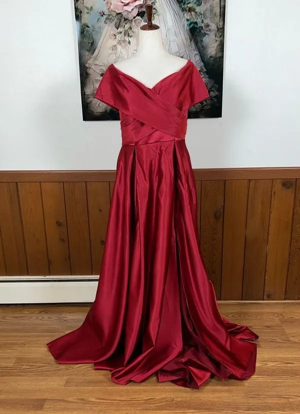 Gorgeous New Lavetir Red Satin Pageant/Prom/Bridesmaid Gown! - Image 2