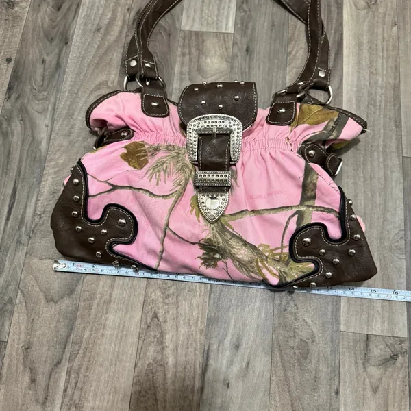 Realtree Pink Camo Western Shoulder Bag Studded Rhinestone Buckle Purse Y2K - Image 4