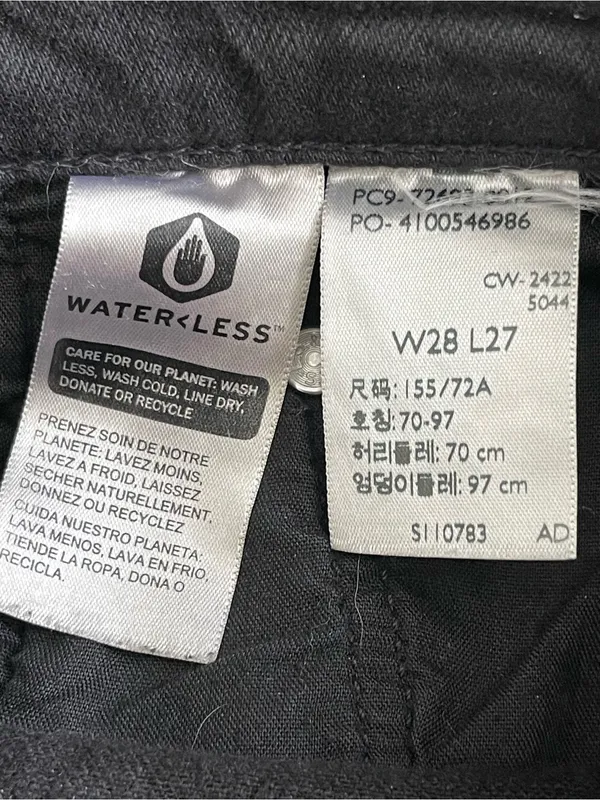 Levi’s Ribcage Straight Ankle Black Jeans Women’s Size 28 Button Fly - Image 9