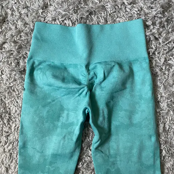 Gymshark Adapt Camo Seamless Leggings - Image 3