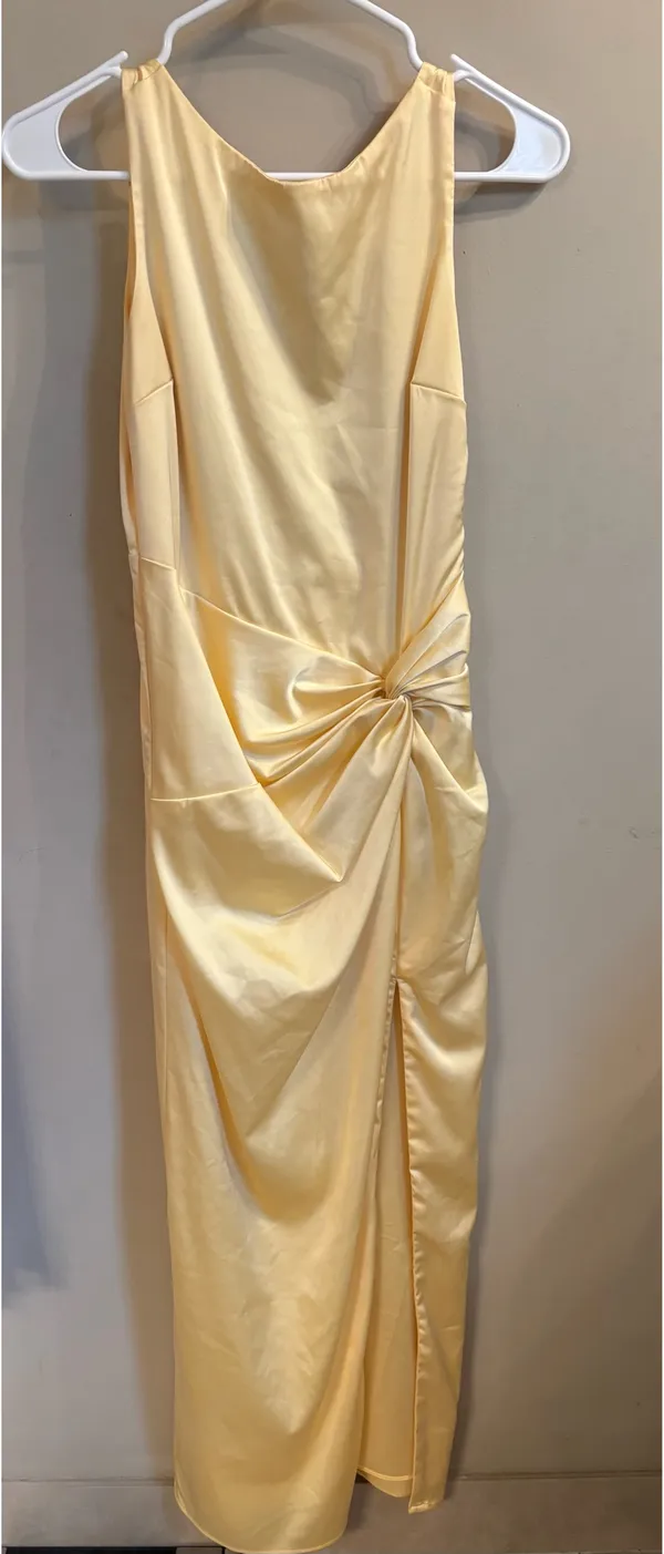 Abercrombie & Fitch Yellow Satin Dress - Image 4