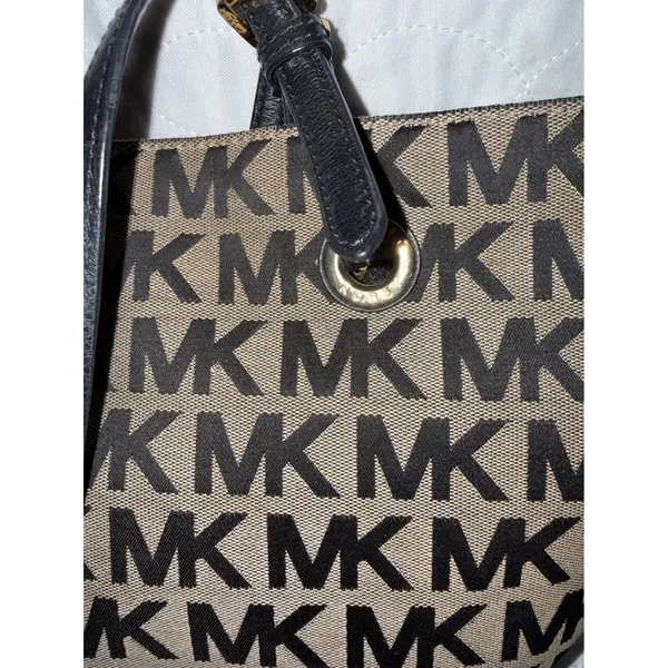 Michael Kors MK Signature Monogram Jacquard Tote Bag Black Tan Gold Hardware - Image 3