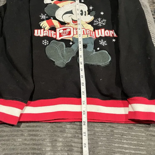 Disney Walt World Mickey Mouse Christmas Sweatshirt Black Red White Size Medium - Image 2