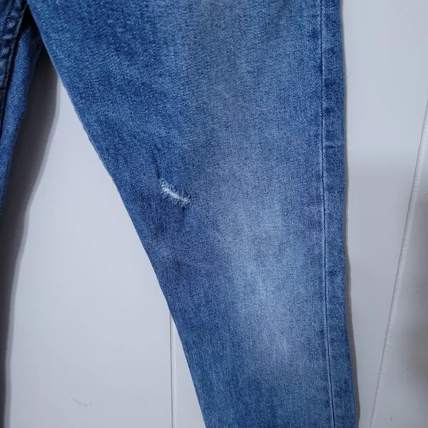 Warp + Weft Distressed Button Fly Cigarette Jeans |CDG Paris Size 25x26 - Image 4