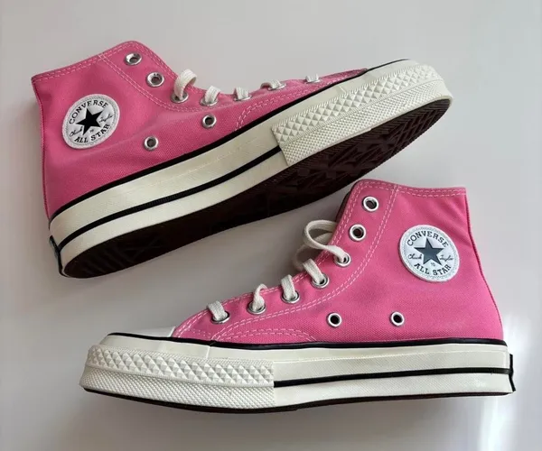 Pink Converse Chuck Taylor All Star high top trainers - Image 2