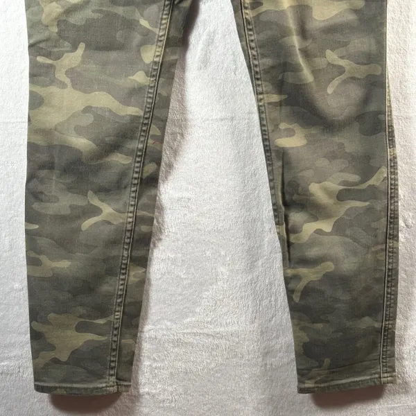 GAP Denim High Rise Universal Legging Camo Print‎ Size 6 28R - Image 3
