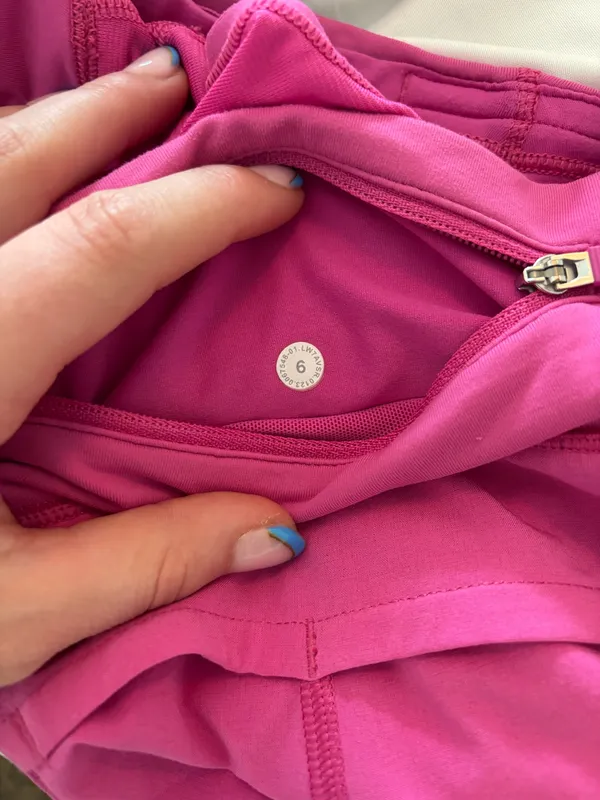 Hot Pink Lululemon Shorts 2.5" Speed Up low-rise - Image 5