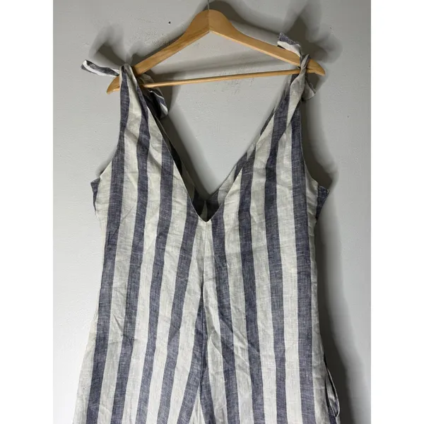 Scar Linen white blue Striped Palazzo Leg Jumpsuit Medium NWT - Image 6
